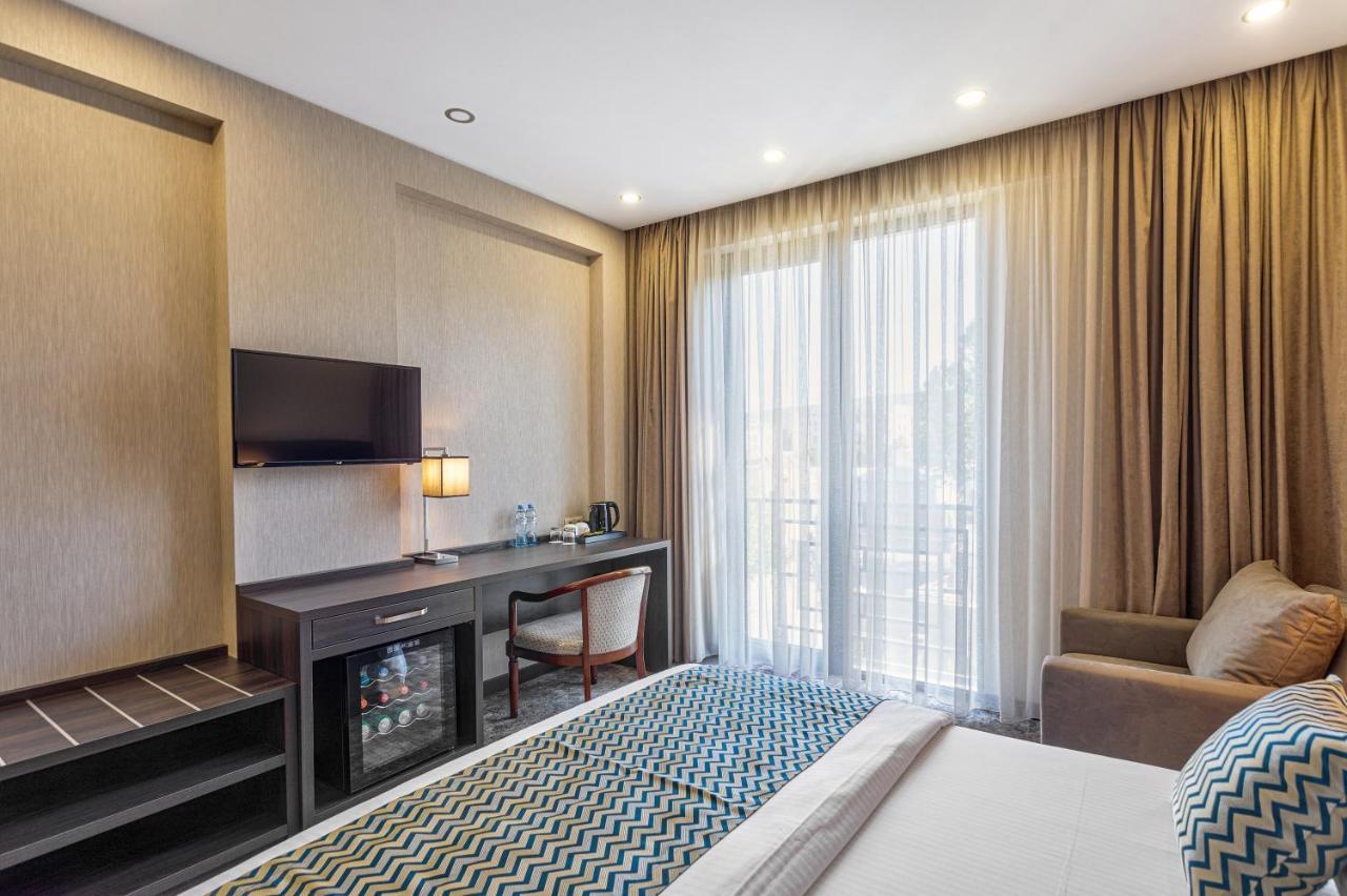 Vinum Hotel Tbiliszi Kültér fotó
