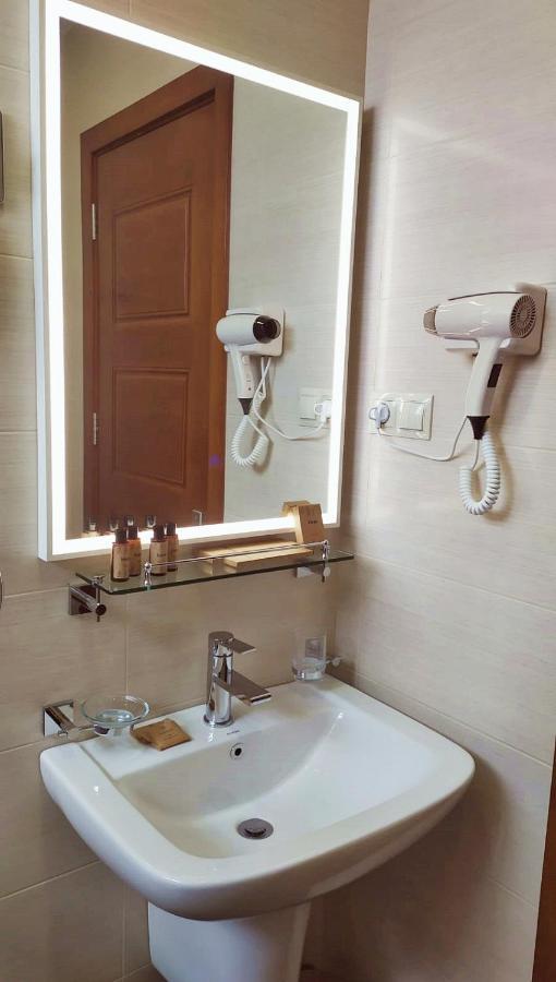 Vinum Hotel Tbiliszi Kültér fotó